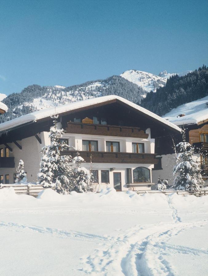 Haus Alpina By Chatel Reizen Bed and Breakfast Grossarl Rum bild